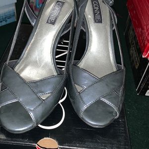 Connie heels gray
